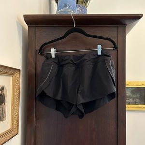 Lululemon Womens Running Shorts Size 8